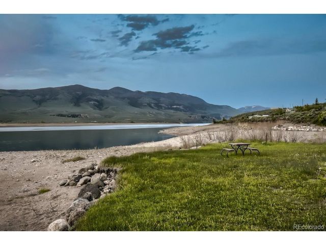 15 Rainbow Ave, Silverthorne, CO 80498