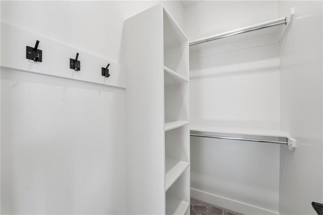 1304 Larkspur Place, Raymore, MO 64083