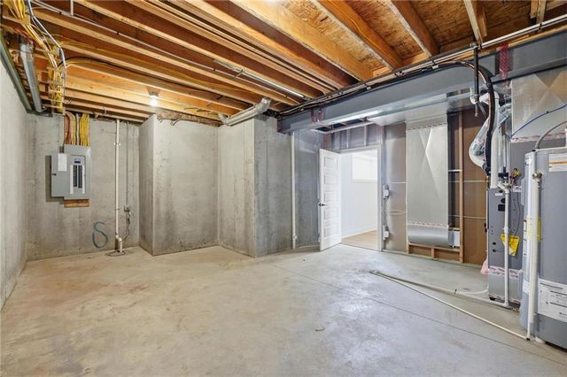 1304 Larkspur Place, Raymore, MO 64083