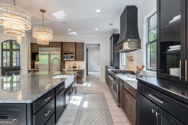 1080 Jones Bluff Court, Greensboro, GA 30642