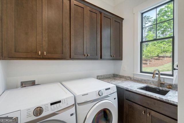 1080 Jones Bluff Court, Greensboro, GA 30642