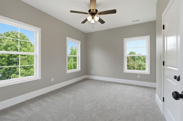 2269 Savannah Lane, Lexington, KY 40513