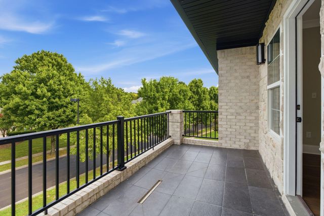 2269 Savannah Lane, Lexington, KY 40513