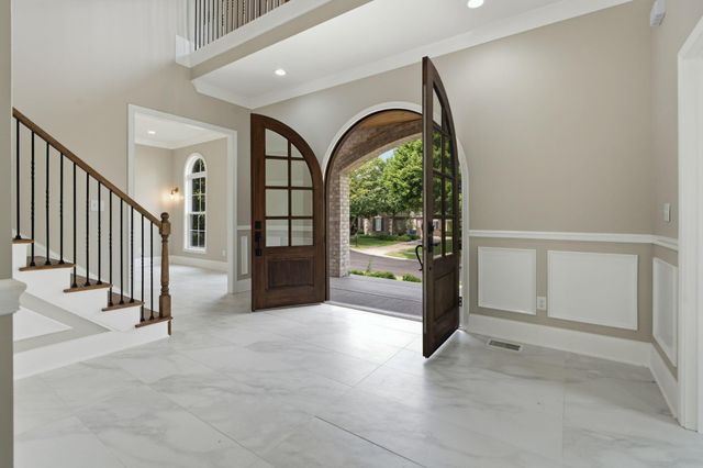 2269 Savannah Lane, Lexington, KY 40513