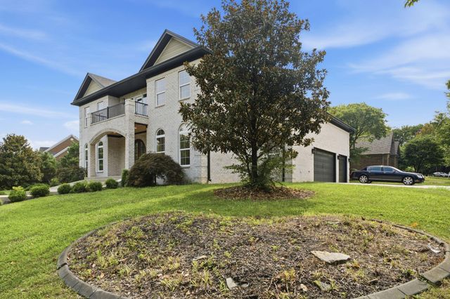 2269 Savannah Lane, Lexington, KY 40513