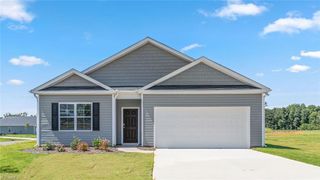146 Preston Oaks Drive, King, NC 27021