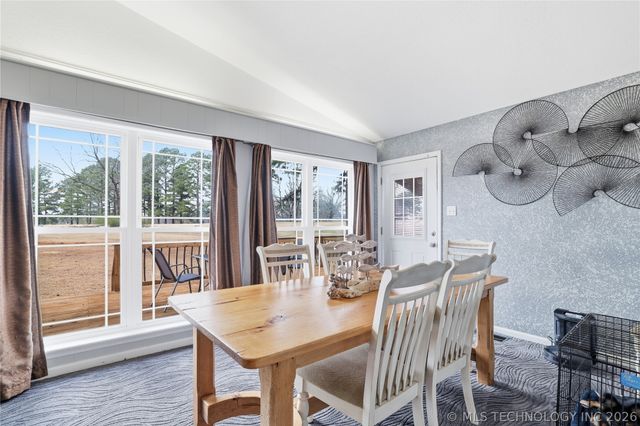 2417 N Country Club, Hugo, OK 74743