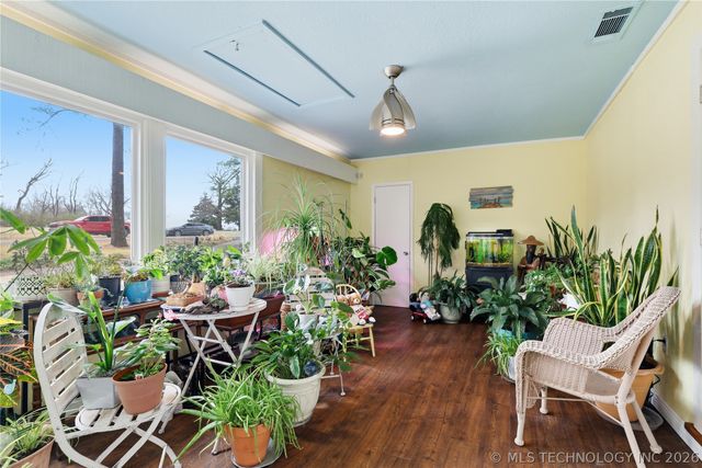 2417 N Country Club, Hugo, OK 74743