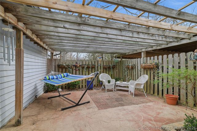 2417 N Country Club, Hugo, OK 74743