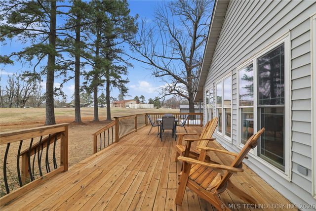 2417 N Country Club, Hugo, OK 74743