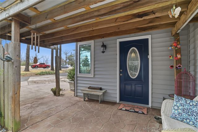 2417 N Country Club, Hugo, OK 74743