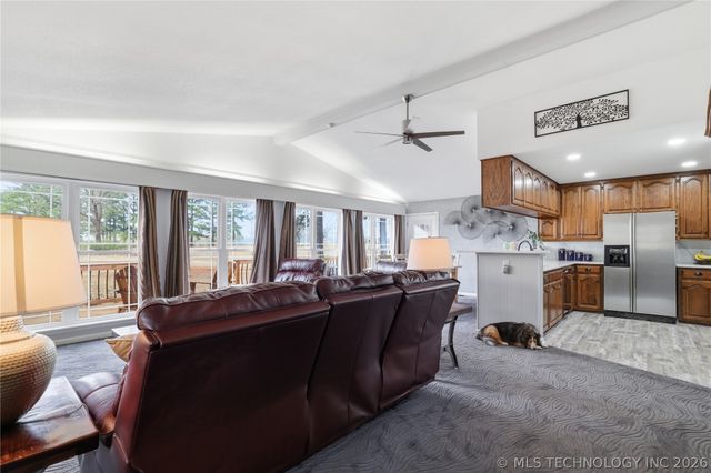 2417 N Country Club, Hugo, OK 74743