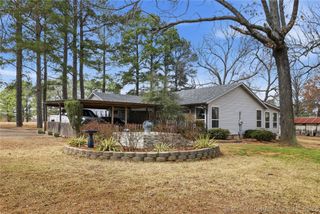 2417 N Country Club, Hugo, OK 74743