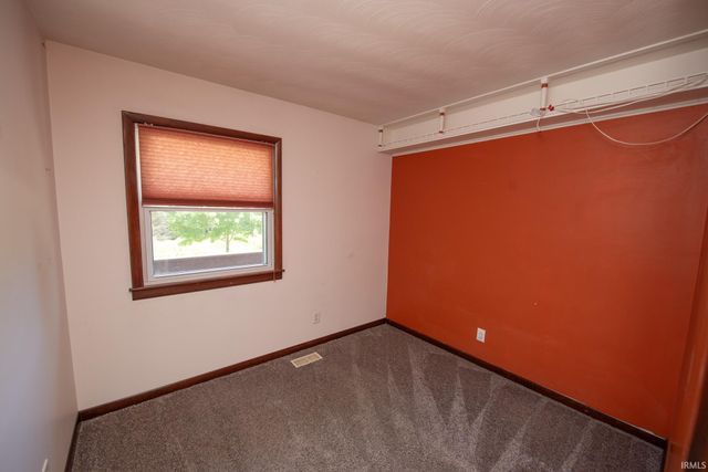 3038 Division Road, West Lafayette, IN 47906