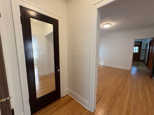 1406 N Austin Boulevard 2, Oak Park, IL 60302