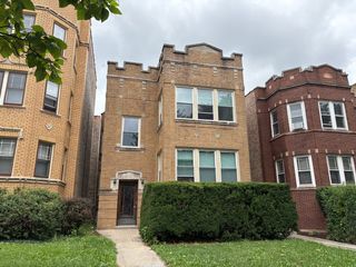 1406 N Austin Boulevard 2, Oak Park, IL 60302