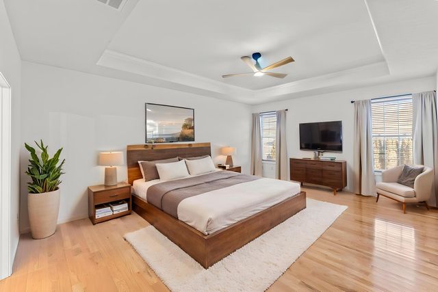 1460 Glade Avenue, Springfield, MO 65802