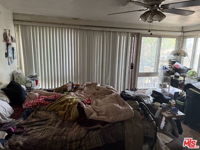 3435 W 84th Place, Inglewood, CA 90305
