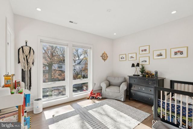 1708 LAWRENCE ST NE, Washington, DC 20018