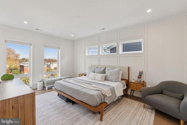 1708 LAWRENCE ST NE, Washington, DC 20018