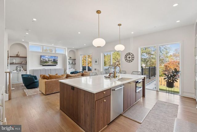 1708 LAWRENCE ST NE, Washington, DC 20018