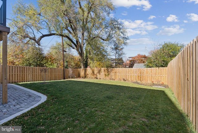 1708 LAWRENCE ST NE, Washington, DC 20018