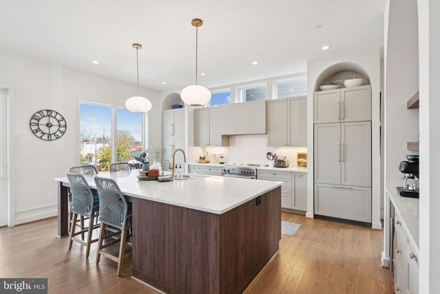 1708 LAWRENCE ST NE, Washington, DC 20018