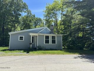 162 S Pine Street, Gloversville, NY 12078