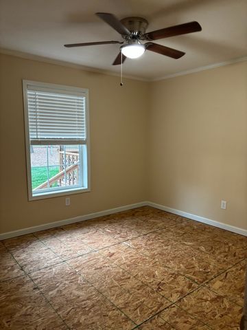 1316 Hollow Oaks Lane, Shreveport, LA 71107