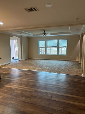 1316 Hollow Oaks Lane, Shreveport, LA 71107