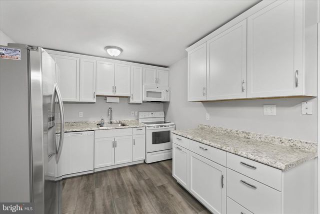 13009 KERRYDALE RD, Woodbridge, VA 22193