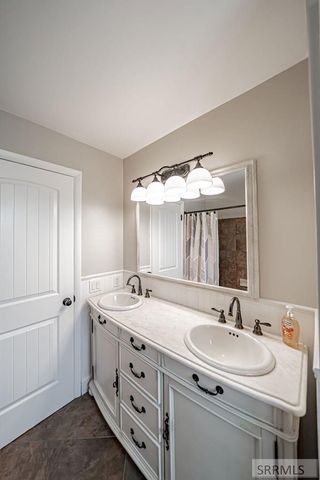 2355 Tasman Avenue, Idaho Falls, ID 83404