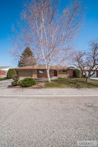 2355 Tasman Avenue, Idaho Falls, ID 83404