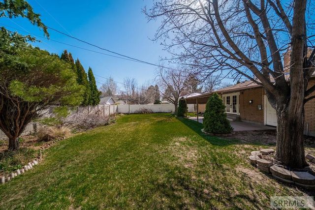 2355 Tasman Avenue, Idaho Falls, ID 83404