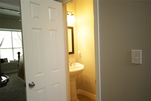 1512 Valley Creek Road, Denton, TX 76205