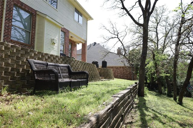 1512 Valley Creek Road, Denton, TX 76205