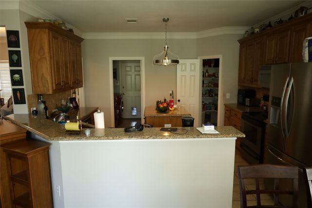 1512 Valley Creek Road, Denton, TX 76205