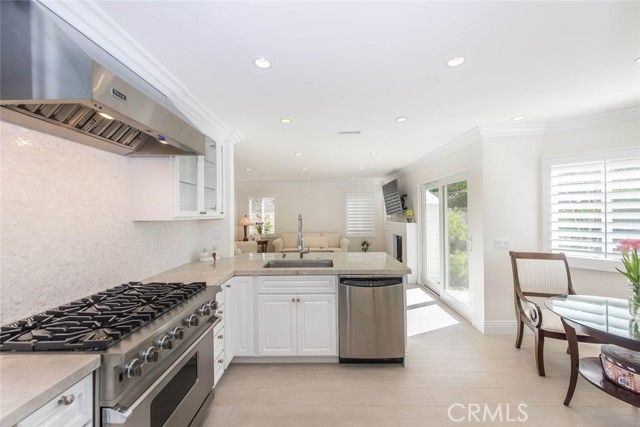 11 Wickland, Irvine, CA 92620