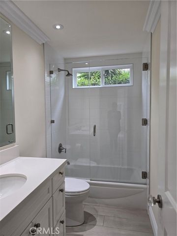 11 Wickland, Irvine, CA 92620