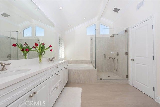 11 Wickland, Irvine, CA 92620