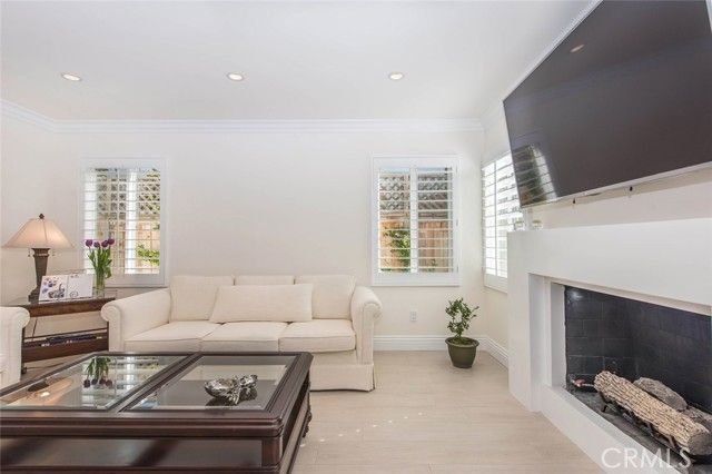 11 Wickland, Irvine, CA 92620