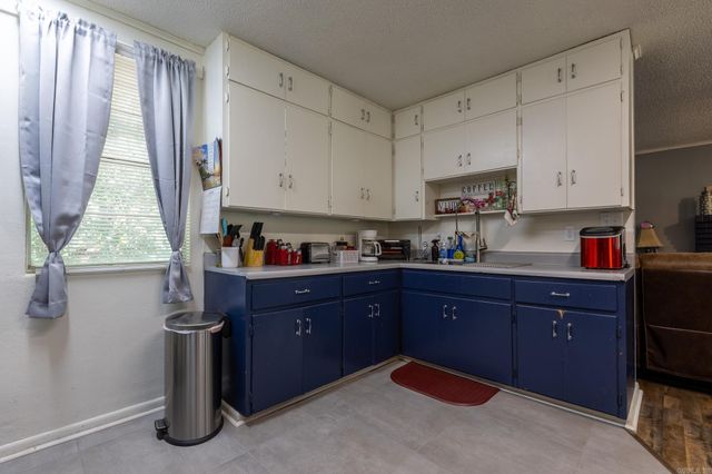 222 Gragson Avenue, Sherwood, AR 72120