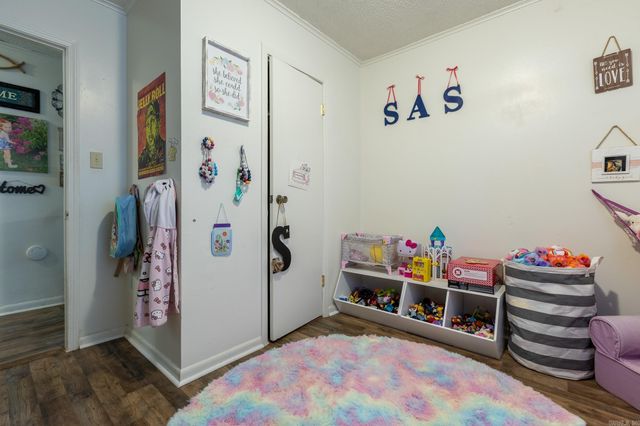 222 Gragson Avenue, Sherwood, AR 72120