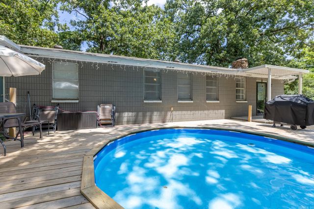 222 Gragson Avenue, Sherwood, AR 72120