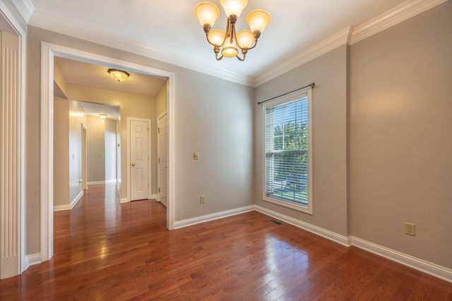 111 Cedar Stream Drive, Paris, KY 40361