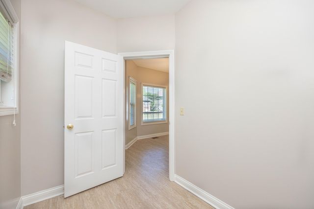 111 Cedar Stream Drive, Paris, KY 40361