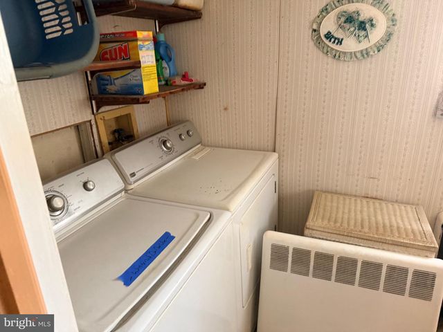 3677 SUNSET AVE, Williamstown, NJ 08094