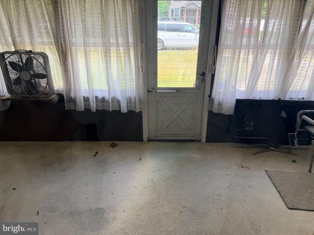 3677 SUNSET AVE, Williamstown, NJ 08094