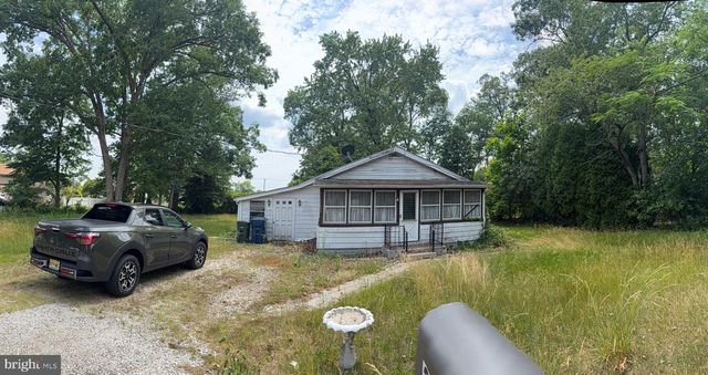3677 SUNSET AVE, Williamstown, NJ 08094