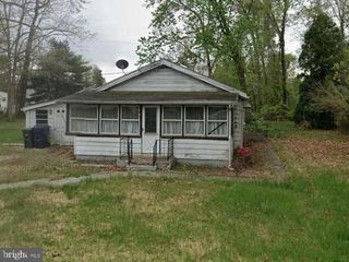 3677 SUNSET AVE, Williamstown, NJ 08094